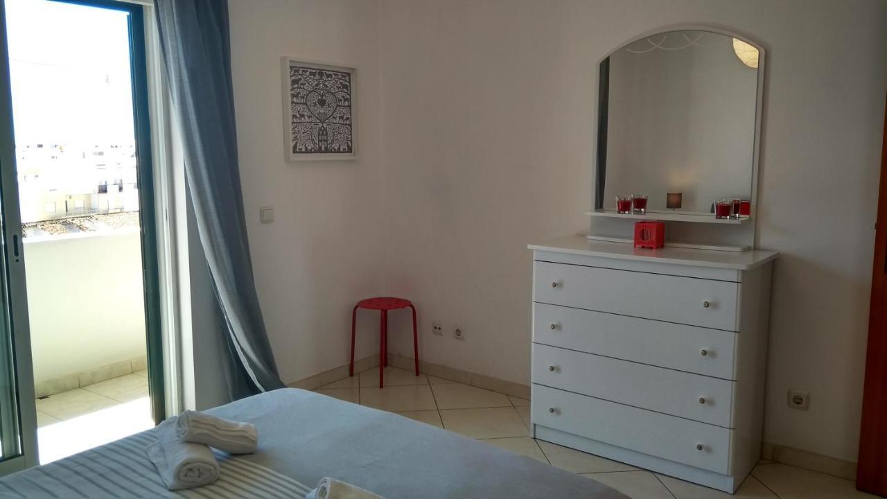 Apartamentos Monica Quarteira Exterior photo